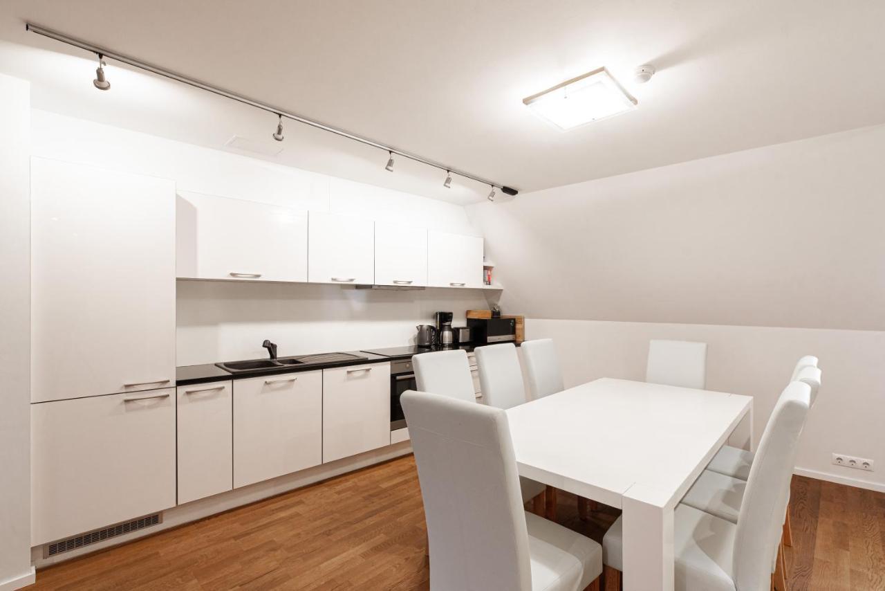 Íbúð Airhome - Raekoja Plats *