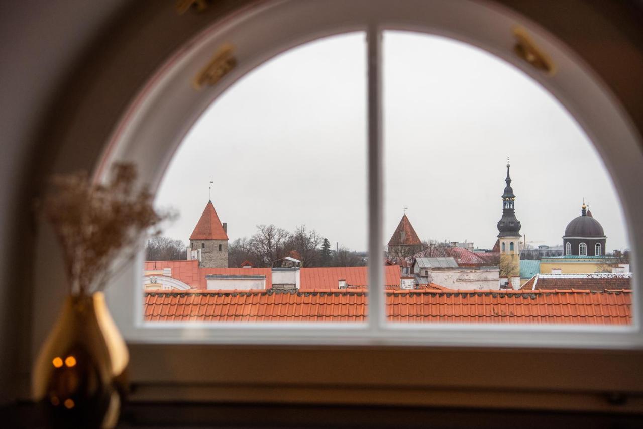 Airhome - Raekoja Plats Tallinn
